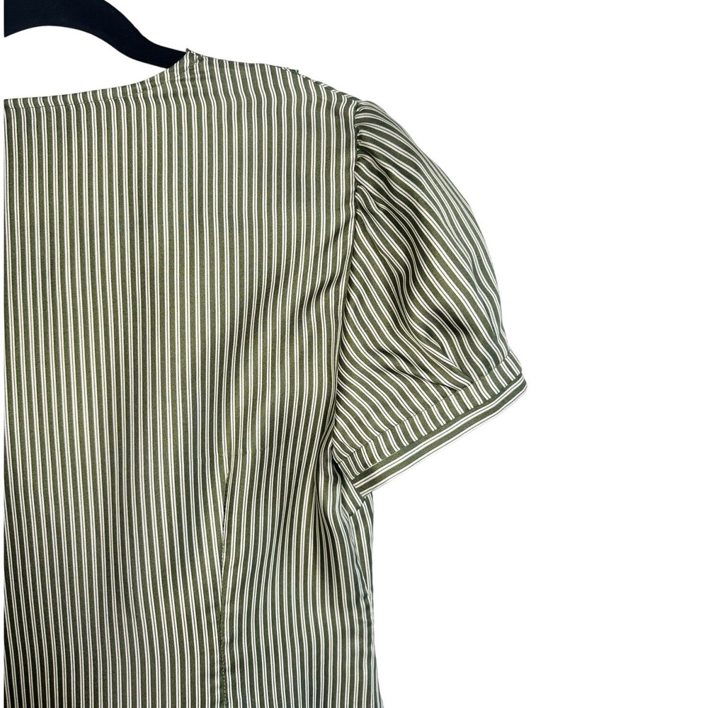 BCBGMAXAZRIA 100% Silk Striped Blouse Patina Green‎ Ruffle V-Neck Small NWT Flaw - Picture 11 of 16